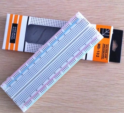 Breadboard MB102